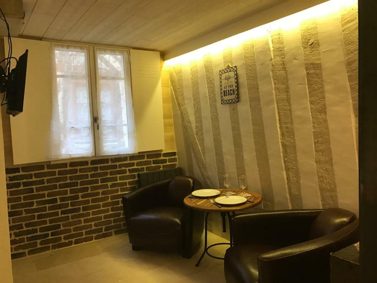 Le Lingotin Leilighet Honfleur Eksteriør bilde